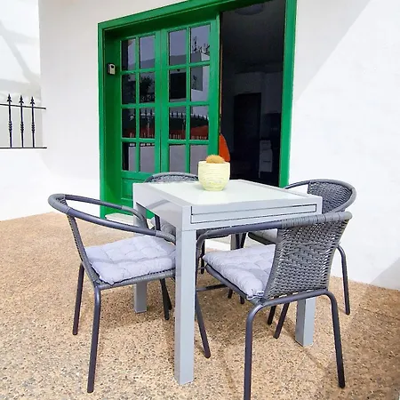 De La Playa Ii Apartment